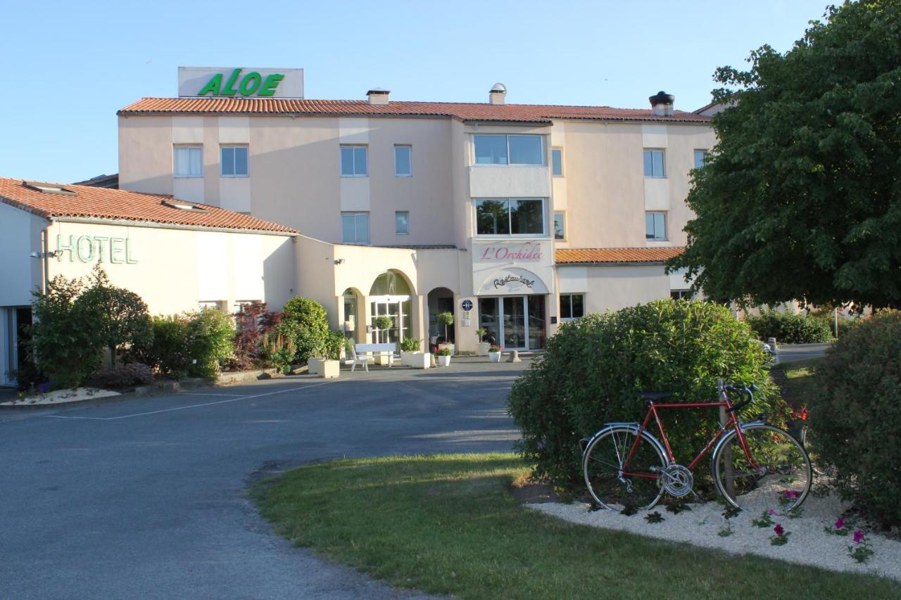 Logis Hotel Restaurant Aloe Les Herbiers Exteriér fotografie